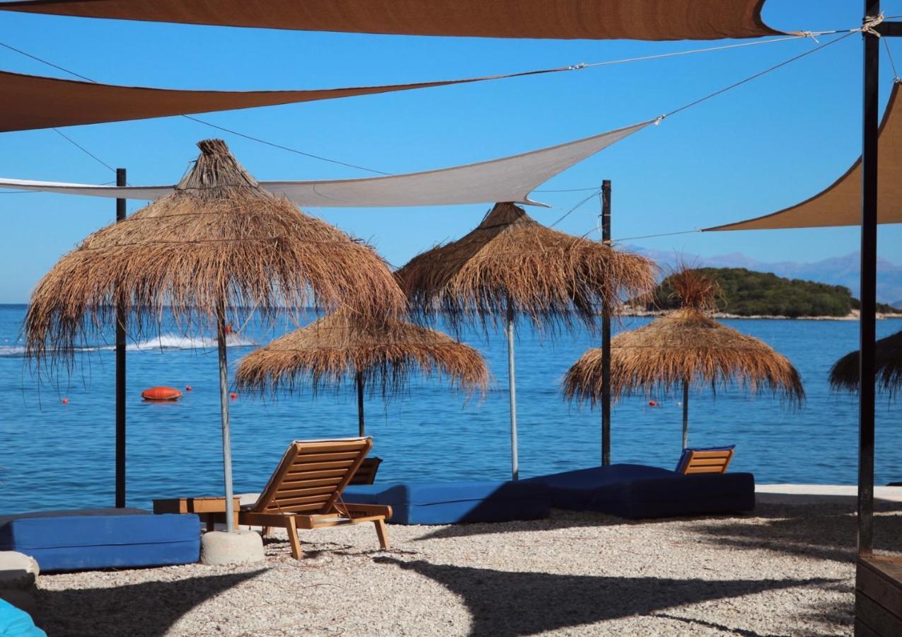 Manta Hotel Ksamil Exterior foto