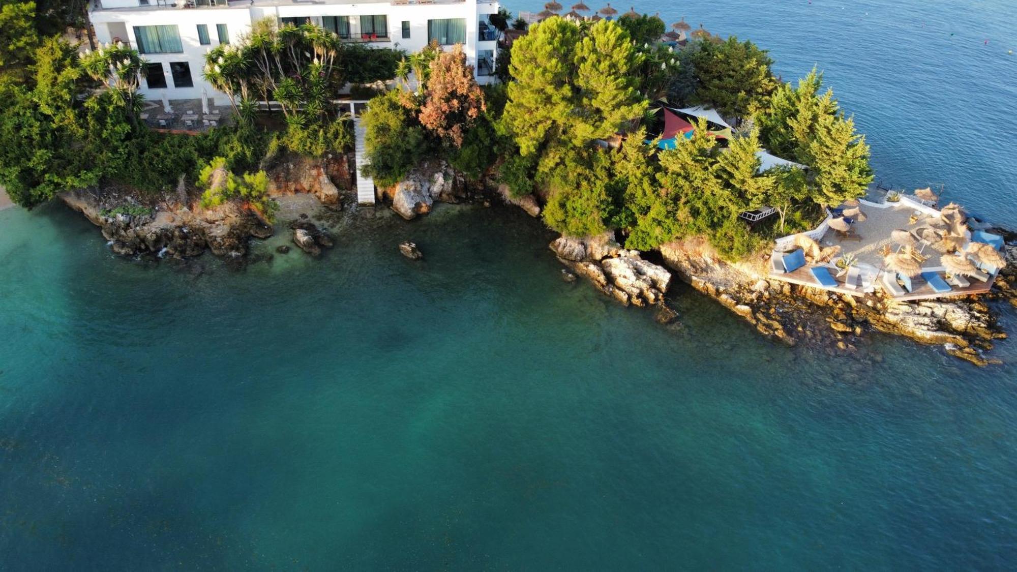 Manta Hotel Ksamil Exterior foto
